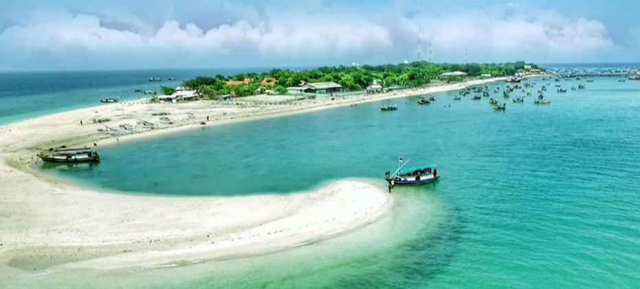pantai gili ketapang